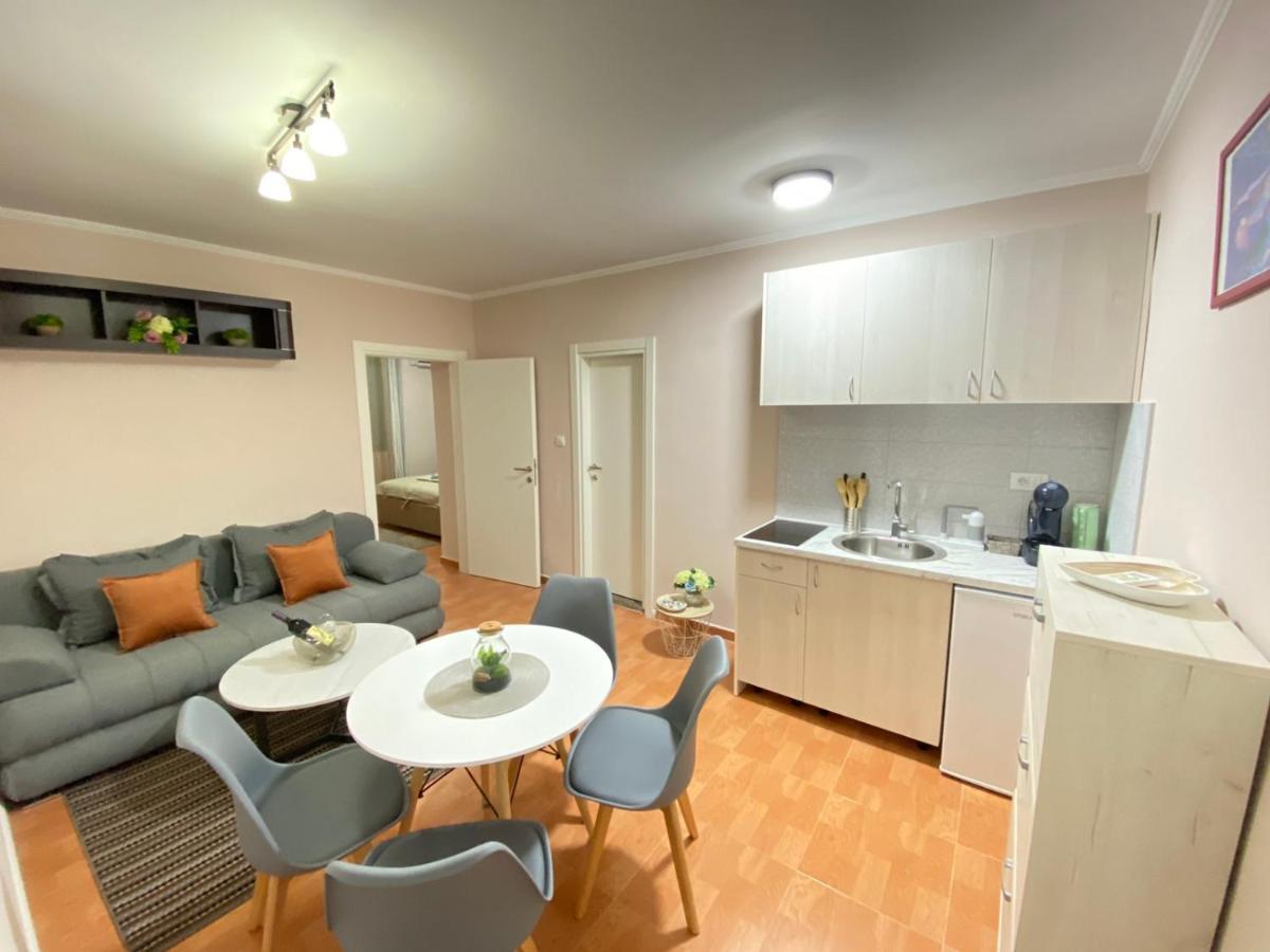 Aquata Apartments Tivat Zewnętrze zdjęcie